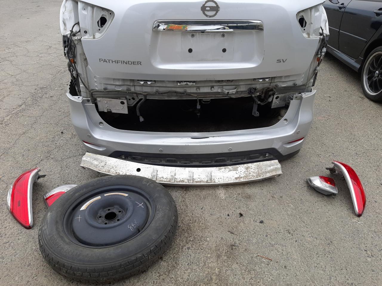 Photo 9 from auction – 2014 NISSAN PATHFINDER with VIN 5N1AR2MN6EC615925