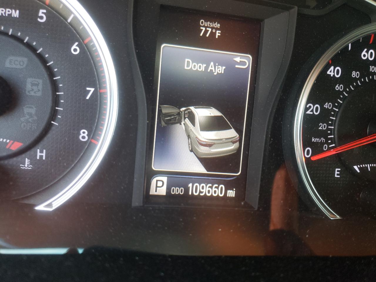 Photo 8 from auction – 2017 TOYOTA CAMRY LE with VIN 4T1BF1FKXHU419186