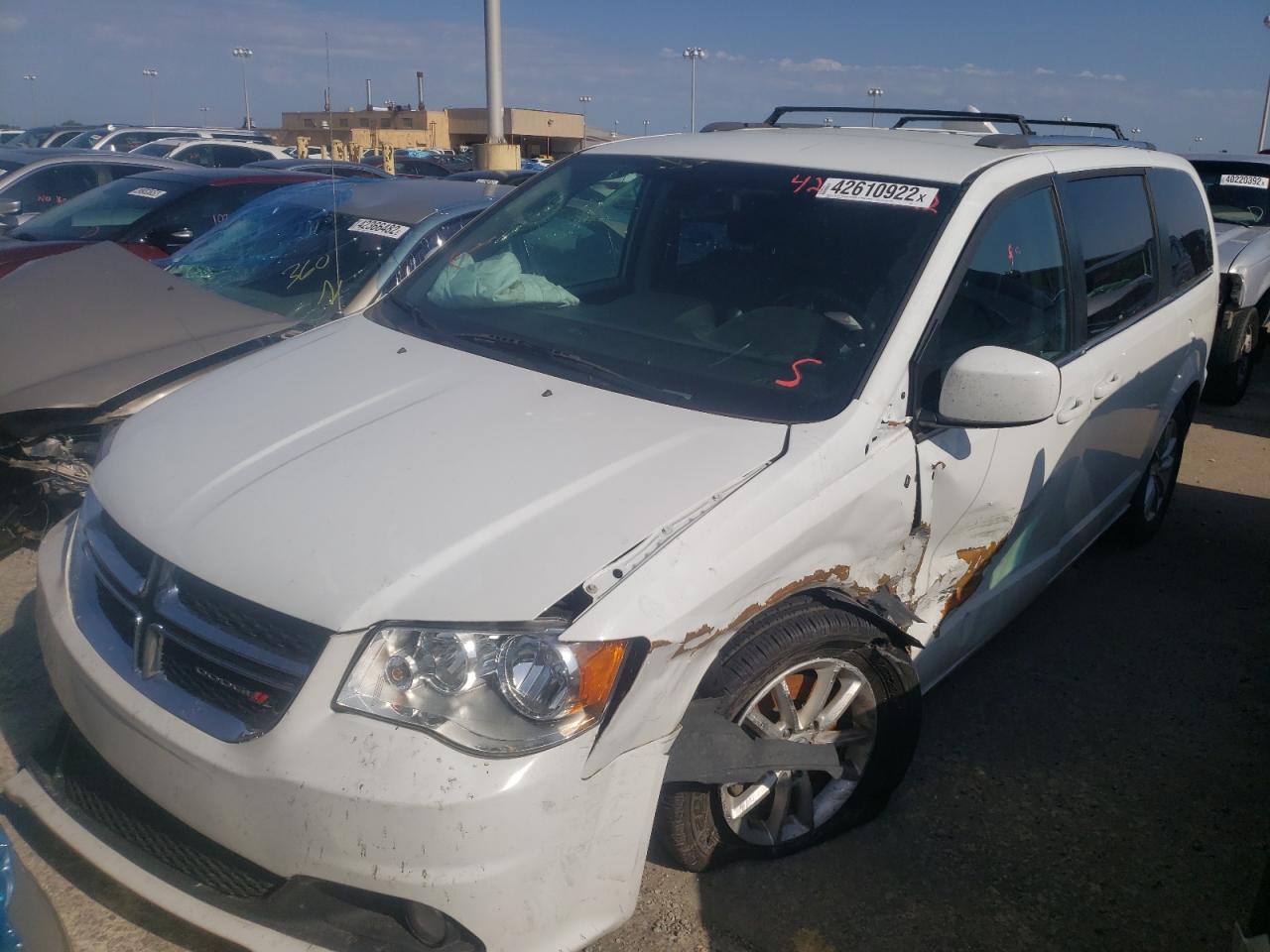 Photo 2 from auction – 2018 DODGE GRAND CARA with VIN 2C4RDGCG0JR300237