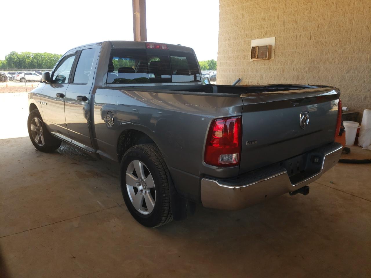 Photo 3 from auction – 2009 DODGE RAM 1500 with VIN 1D3HB18T89S704795