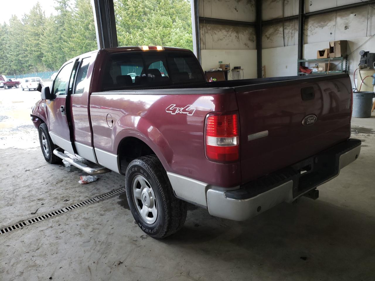 Photo 3 from auction – 2006 FORD F150 with VIN 1FTPX14586NA05481