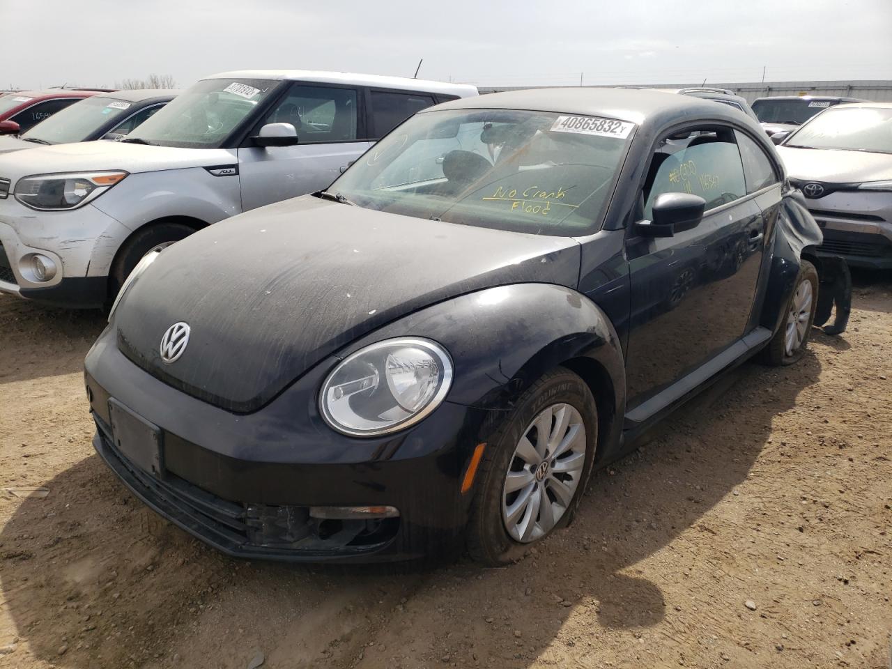 Photo 2 from auction – 2014 VOLKSWAGEN BEETLE with VIN 3VWF17AT6EM641700