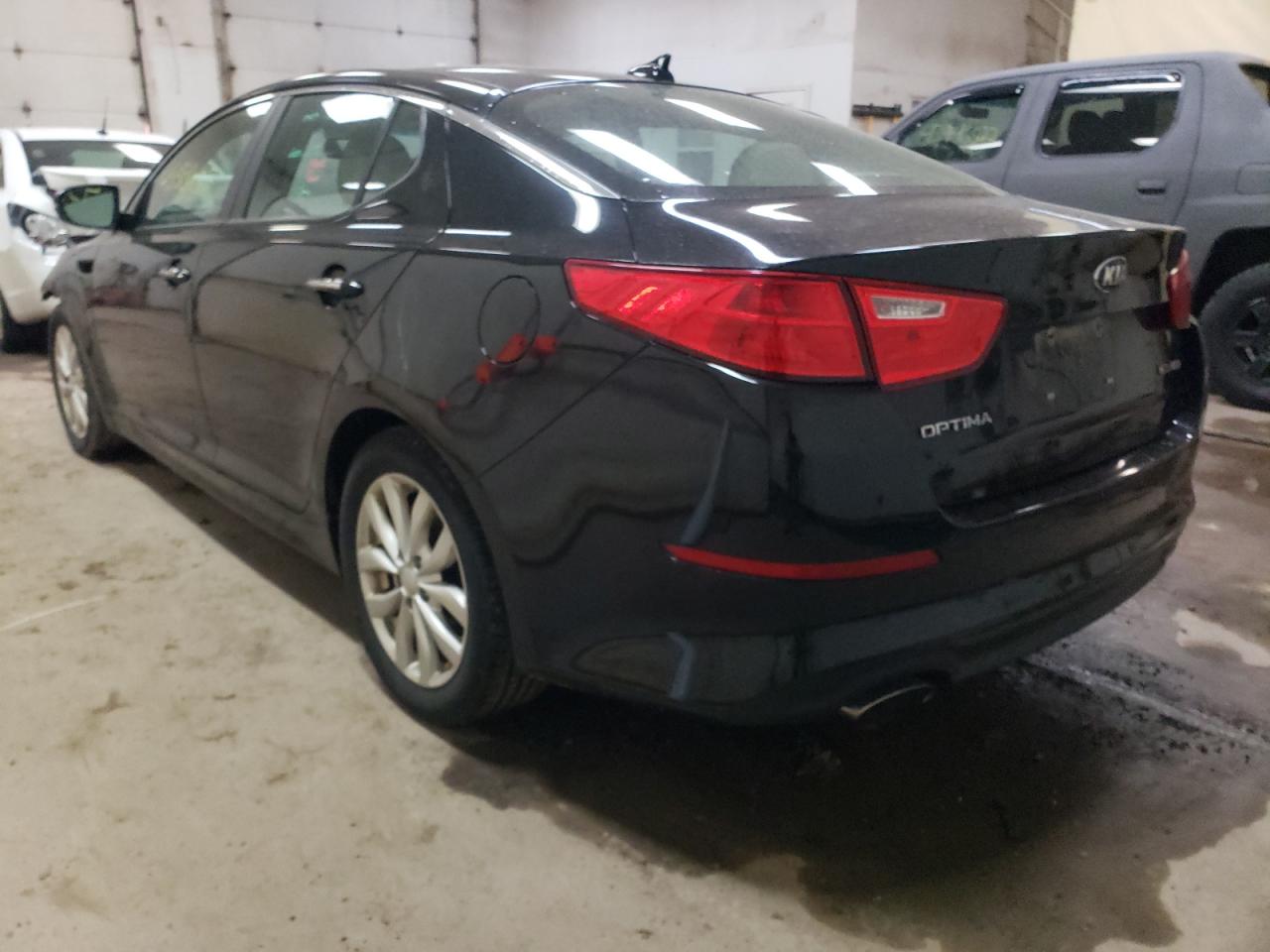 Photo 3 from auction – 2014 KIA OPTIMA EX with VIN 5XXGN4A79EG300791