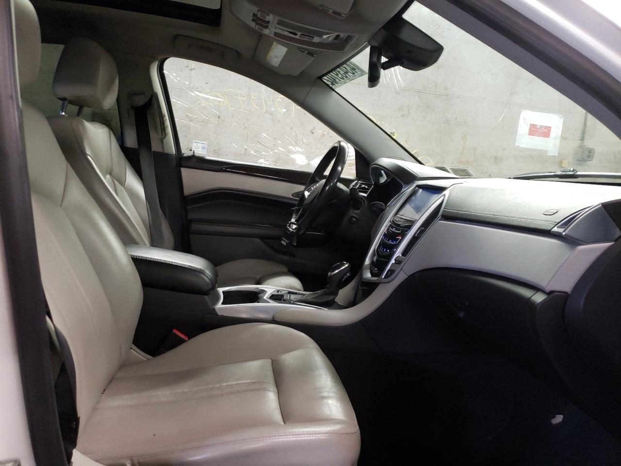 Photo 5 from auction – 2013 CADILLAC SRX LUXURY with VIN 3GYFNCE31DS549926