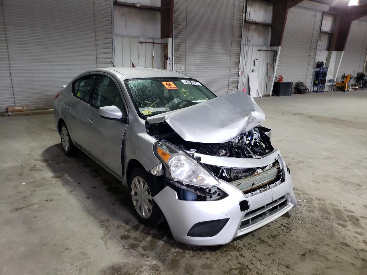 NISSAN VERSA S 2015 with VIN 3N1CN7AP0FL908126 - Photo from auction