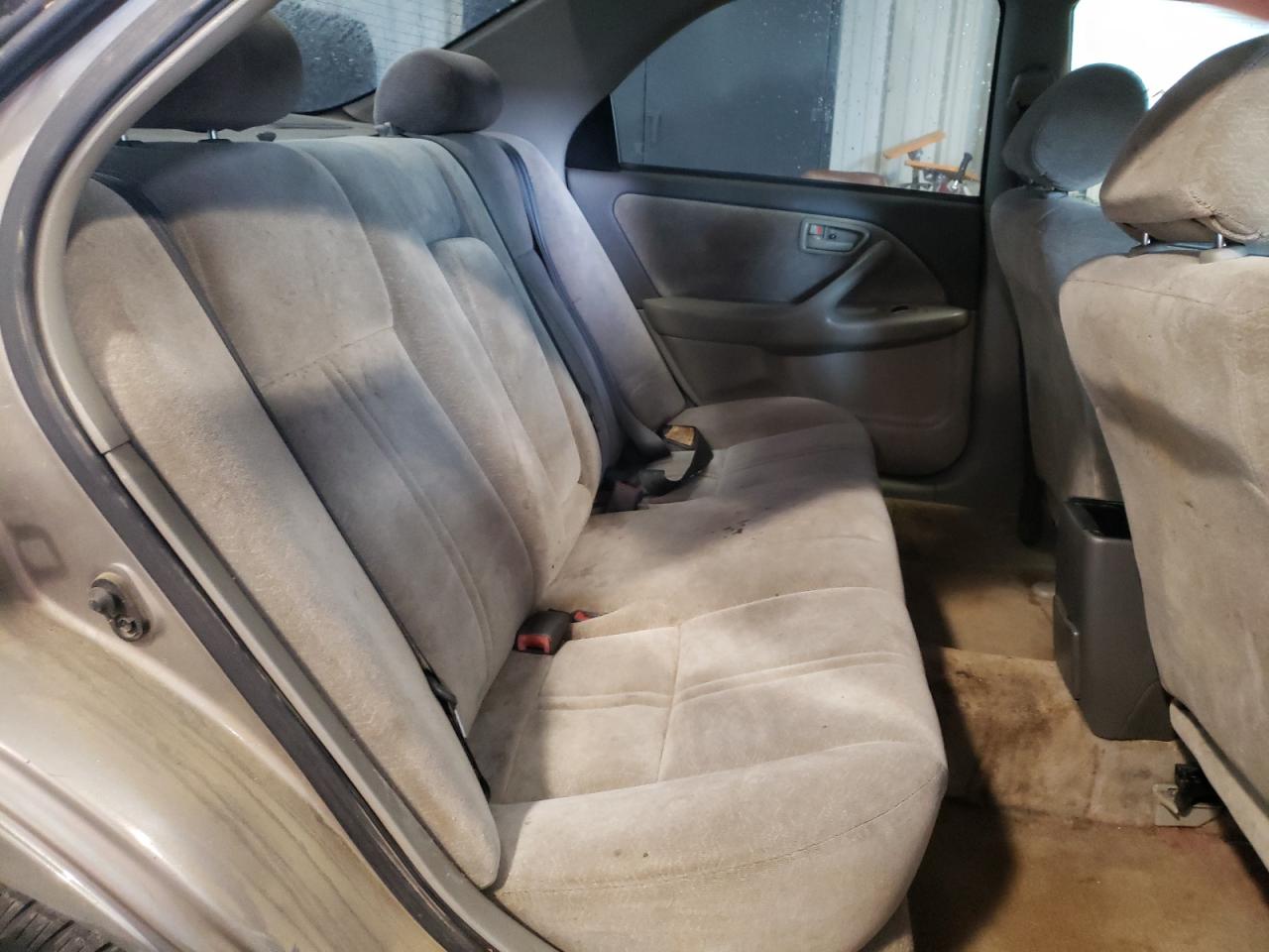 Photo 6 from auction – 1997 TOYOTA CAMRY CE with VIN 4T1BG22K2VU097387