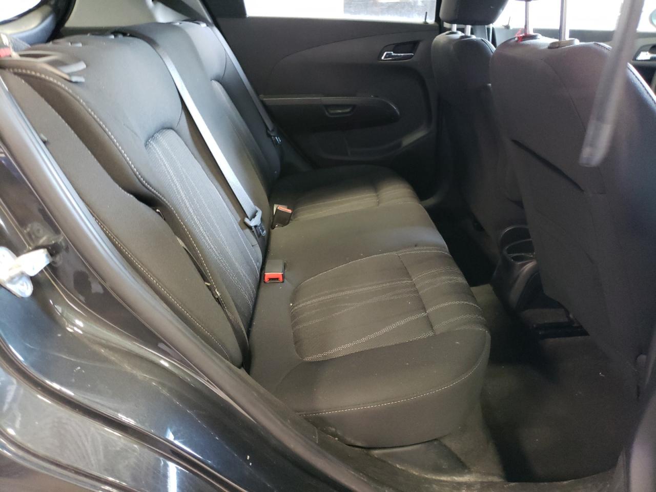 Photo 6 from auction – 2014 CHEVROLET SONIC LT with VIN 1G1JC6SH5E4121892