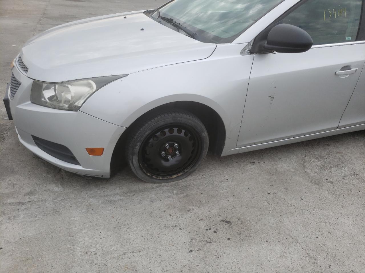 Photo 10 from auction – 2012 CHEVROLET CRUZE LS with VIN 1G1PC5SH7C7304954