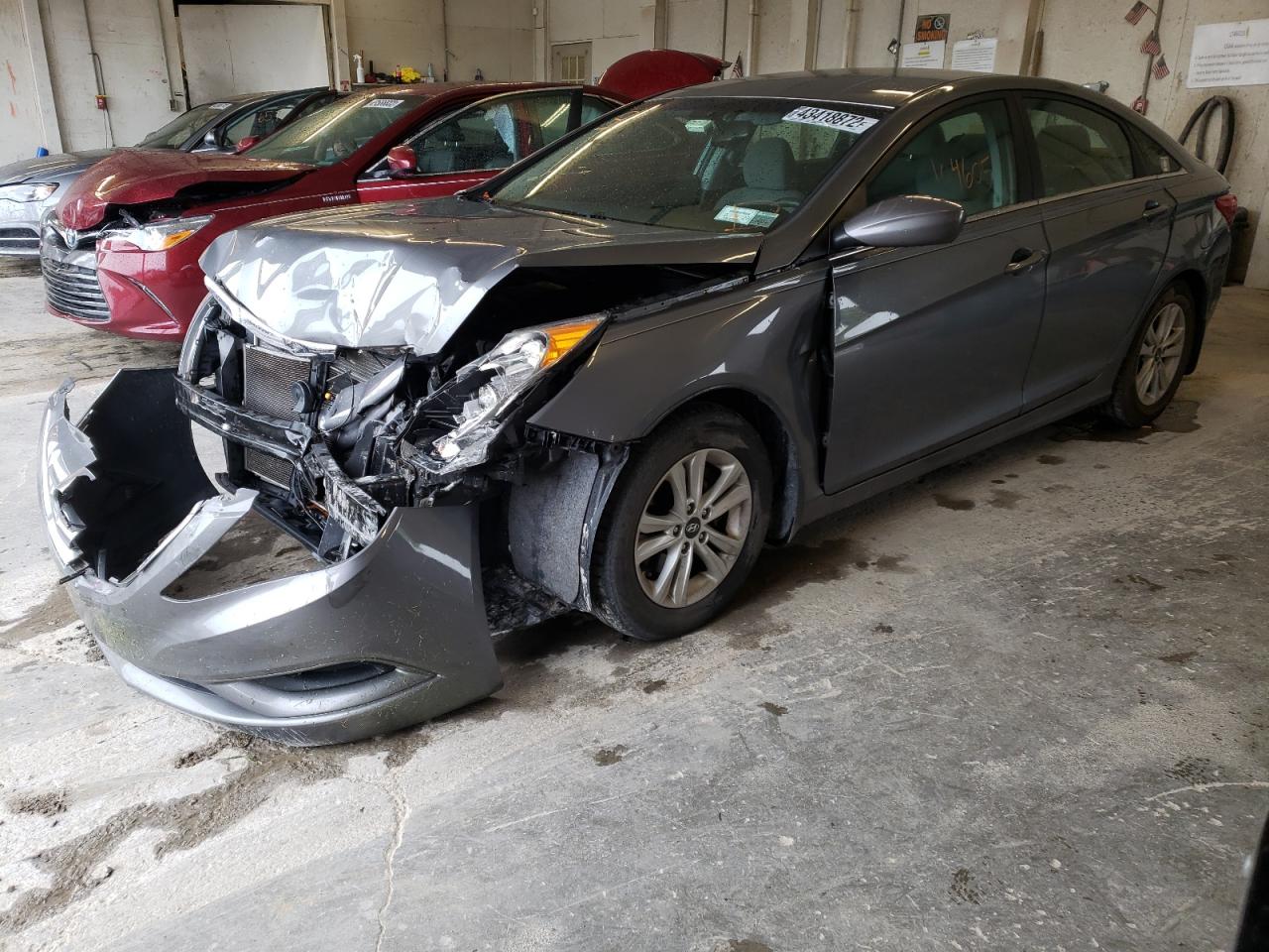Photo 2 from auction – 2012 HYUNDAI SONATA GLS with VIN 5NPEB4ACXCH403880