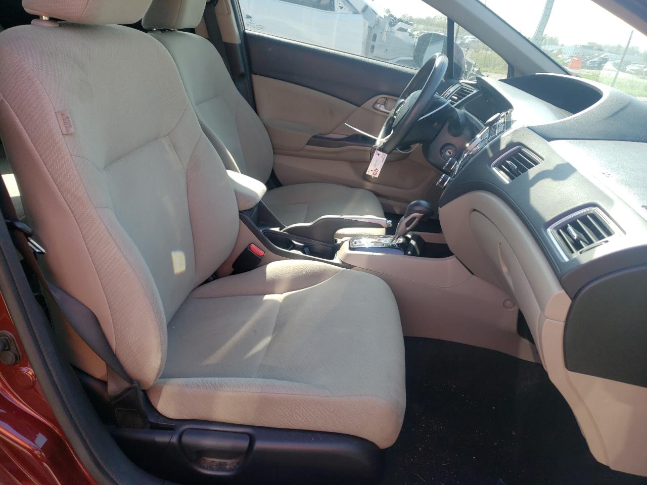Photo 5 from auction – 2013 HONDA CIVIC LX with VIN 2HGFB2F54DH583310
