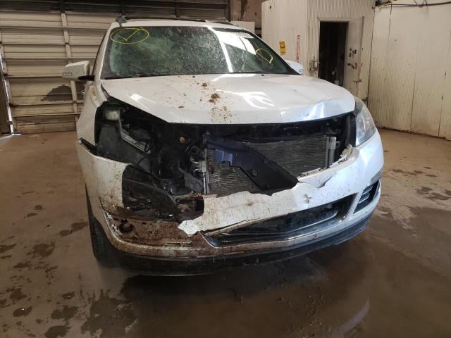 Photo 9 from auction – 2016 CHEVROLET TRAVERSE L with VIN 1GNKRJKD8GJ107071