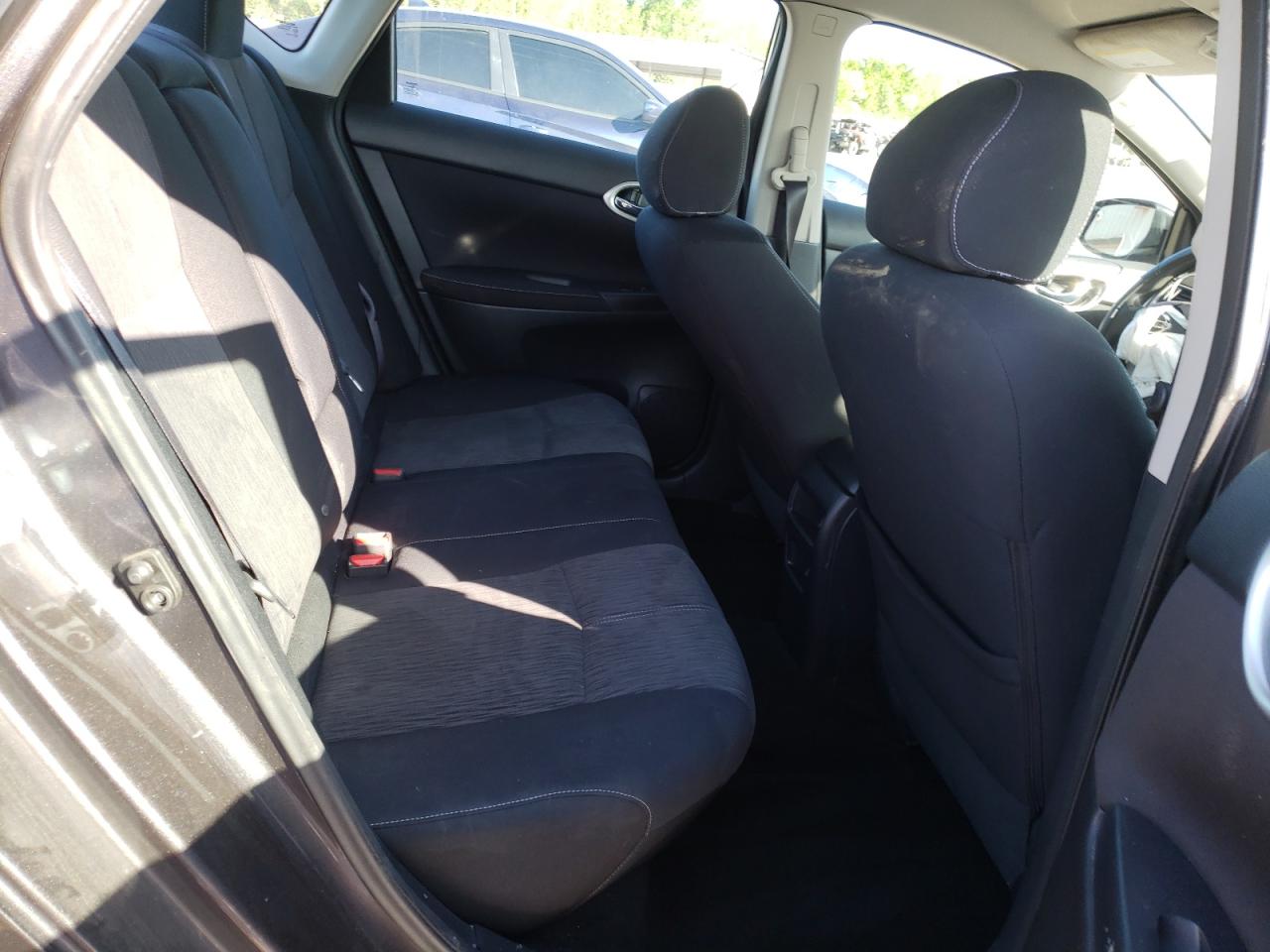 Photo 6 from auction – 2014 NISSAN SENTRA S with VIN 3N1AB7AP5EY254306