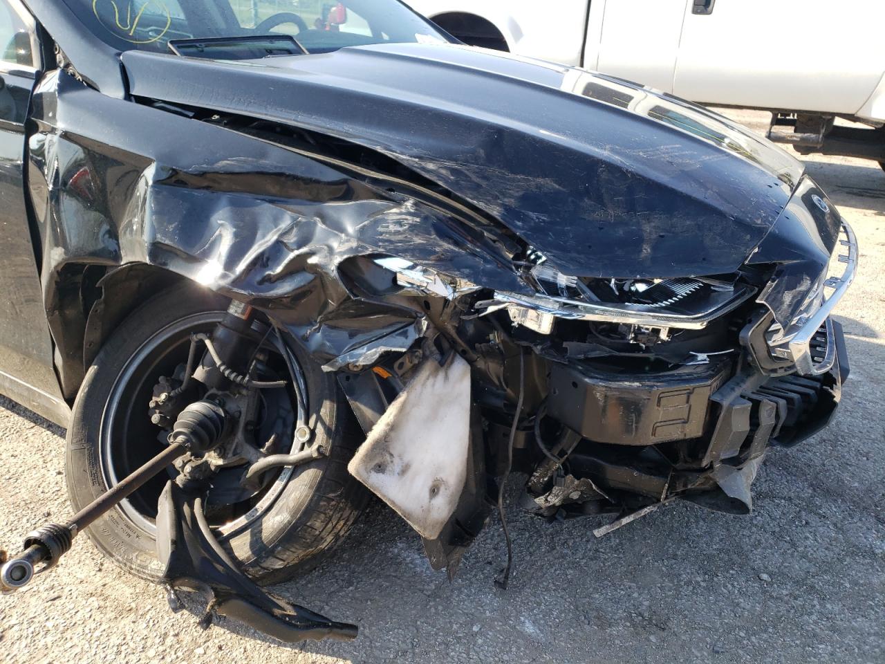 Photo 9 from auction – 2017 FORD FUSION SE with VIN 3FA6P0H71HR106000