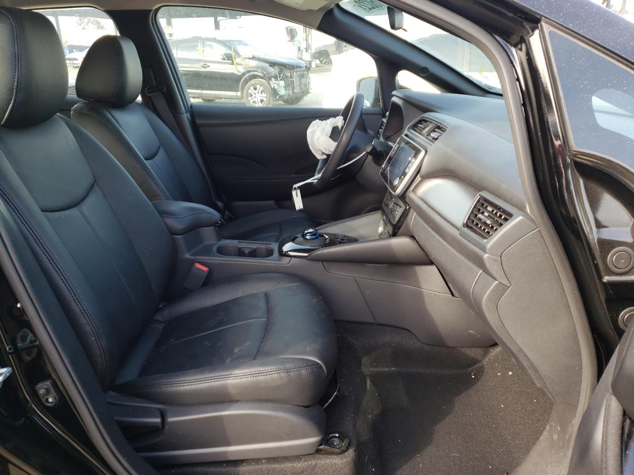 Photo 5 from auction – 2022 NISSAN LEAF SV with VIN 1N4AZ1CV4NC559053