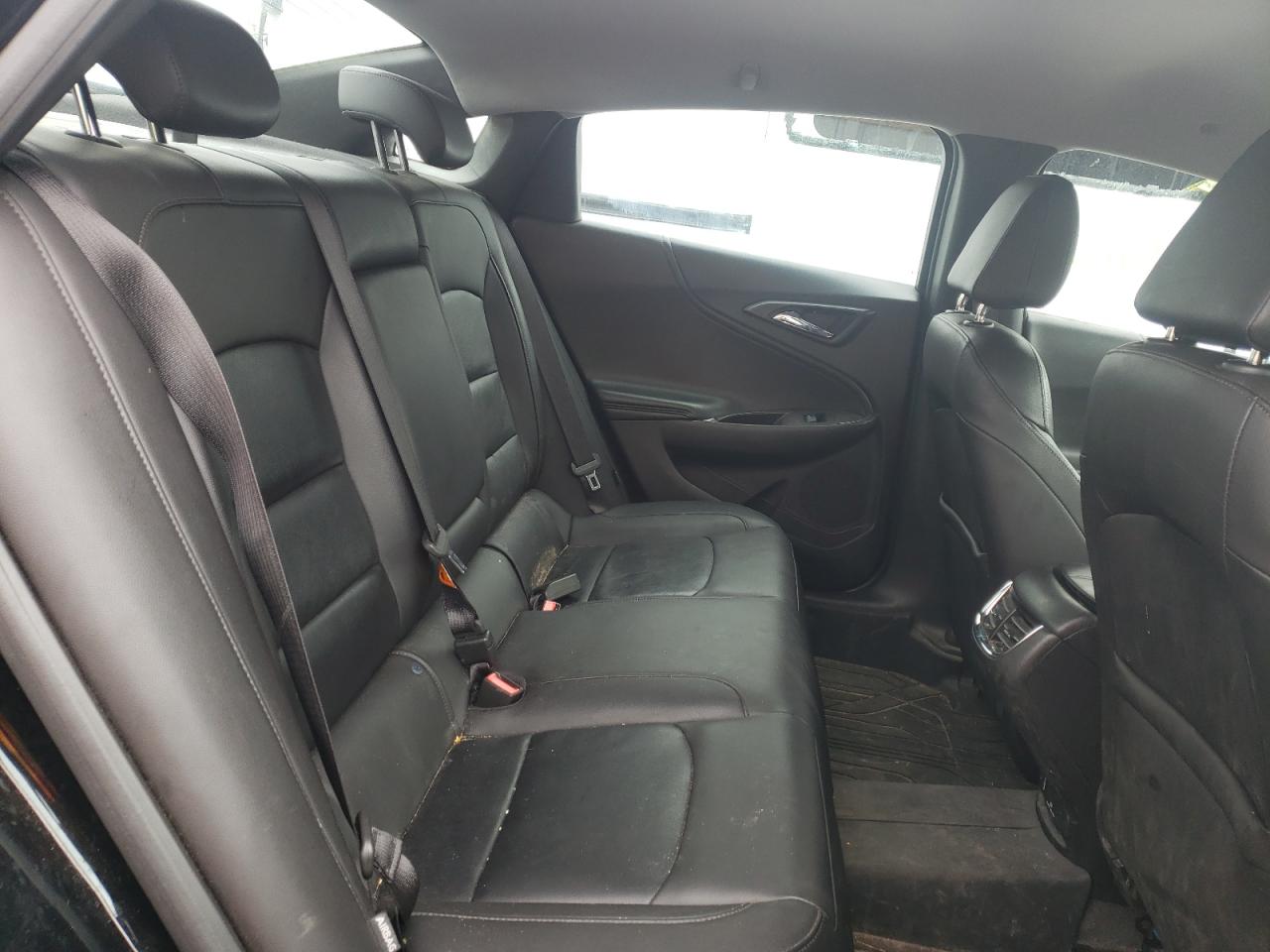 Photo 6 from auction – 2016 CHEVROLET MALIBU LT with VIN 1G1ZE5ST4GF215653
