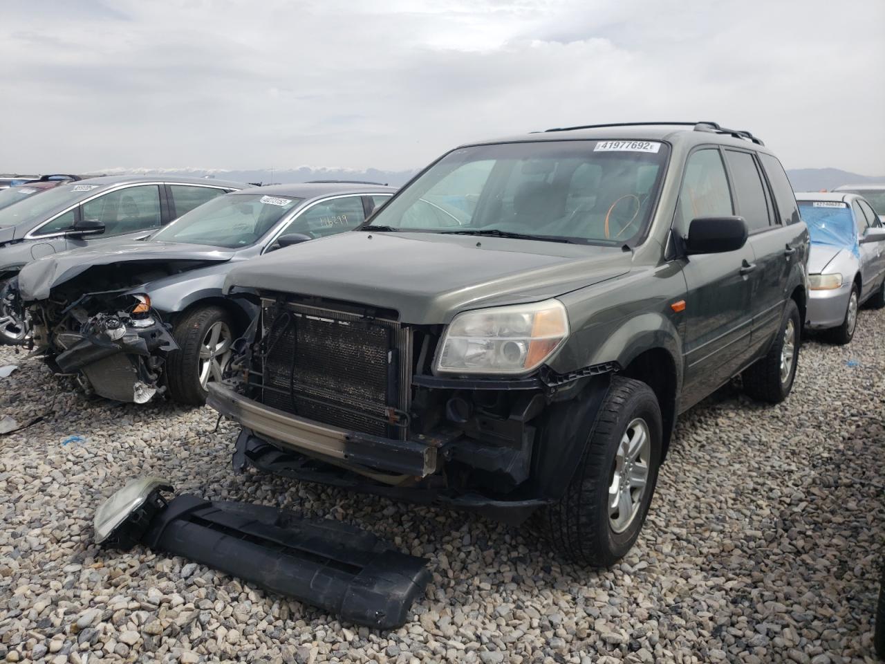 Photo 2 from auction – 2006 HONDA PILOT LX with VIN 2HKYF18166H001122