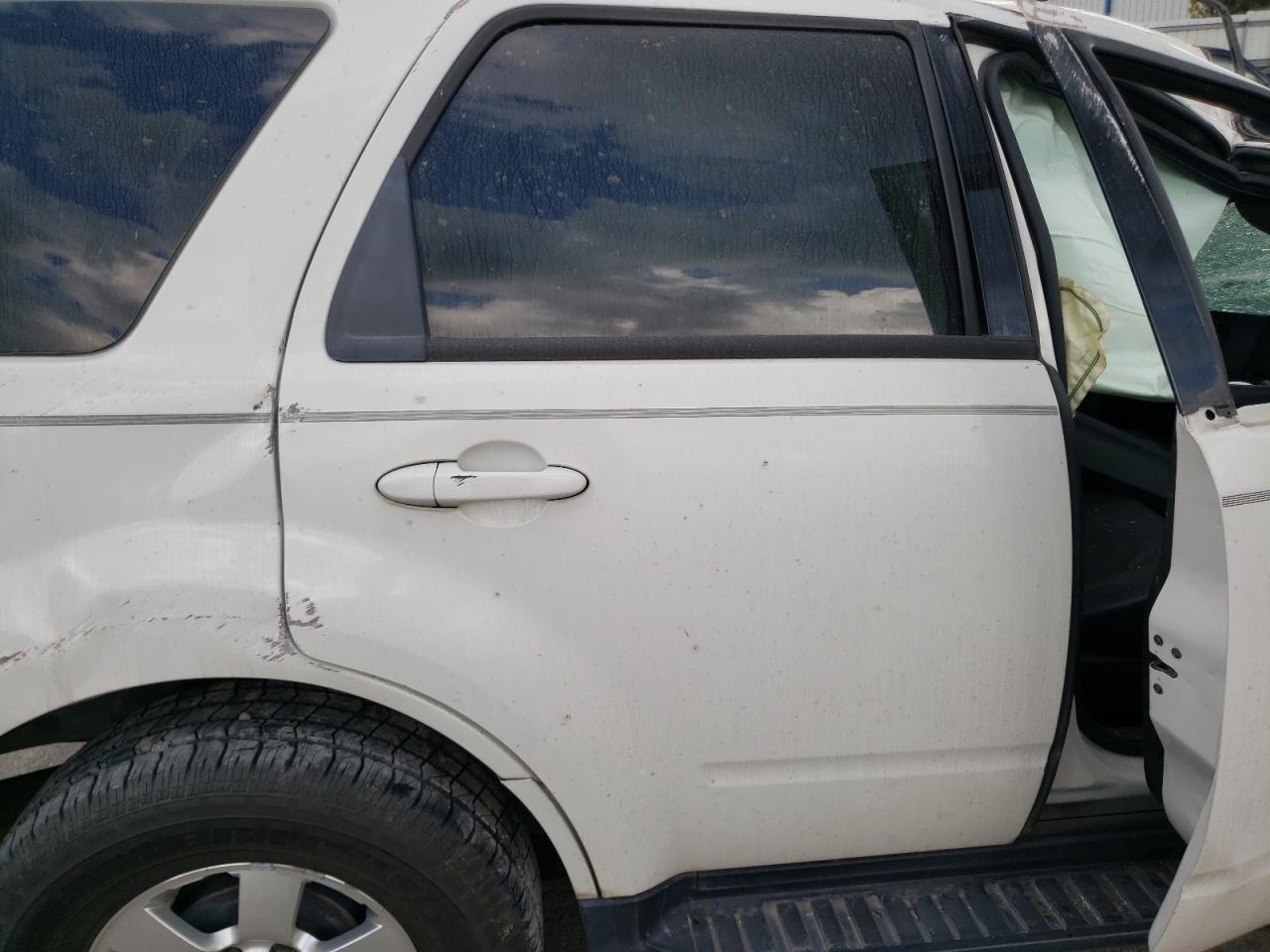 Photo 6 from auction – 2012 FORD ESCAPE LIM with VIN 1FMCU0EG3CKC23418