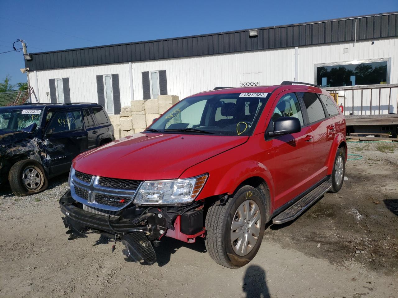 Photo 2 from auction – 2020 DODGE JOURNEY SE with VIN 3C4PDCAB0LT277646