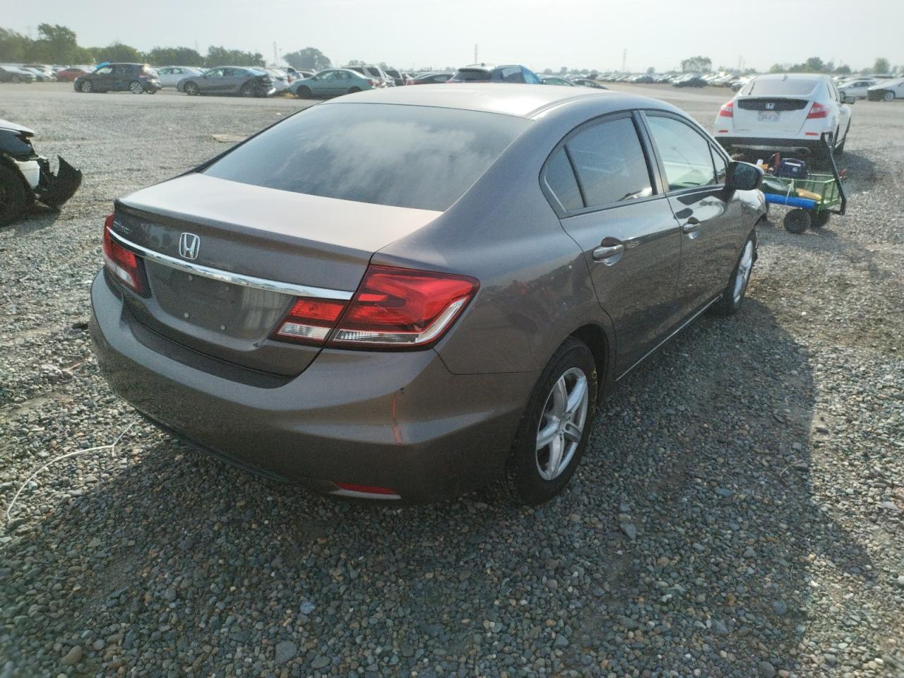 Photo 4 from auction – 2014 HONDA CIVIC LX with VIN 19XFB2F54EE205595