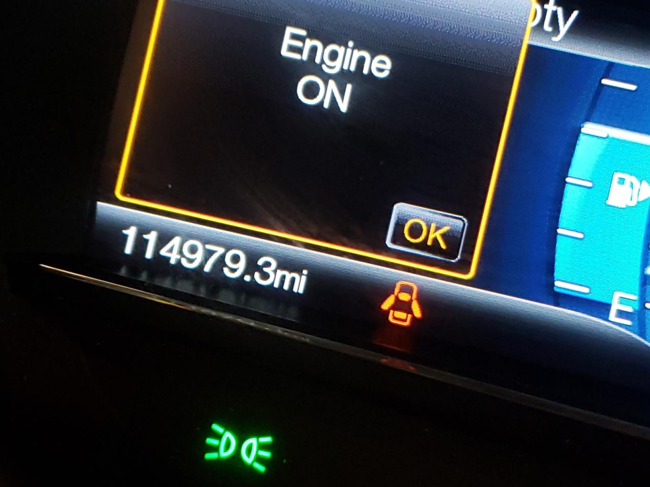Photo 8 from auction – 2016 FORD EXPLORER L with VIN 1FM5K8F81GGB59814