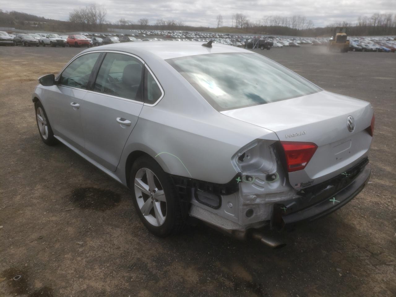 Photo 3 from auction – 2012 VOLKSWAGEN PASSAT SE with VIN 1VWBP7A39CC021757