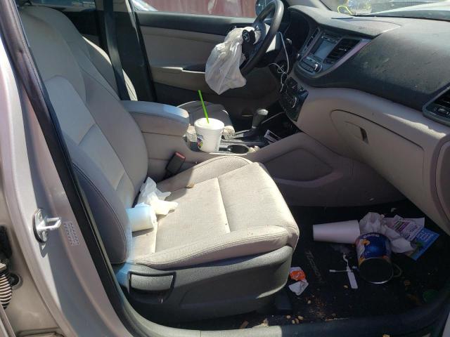 Photo 5 from auction – 2016 HYUNDAI TUCSON SE with VIN KM8J23A42GU071992