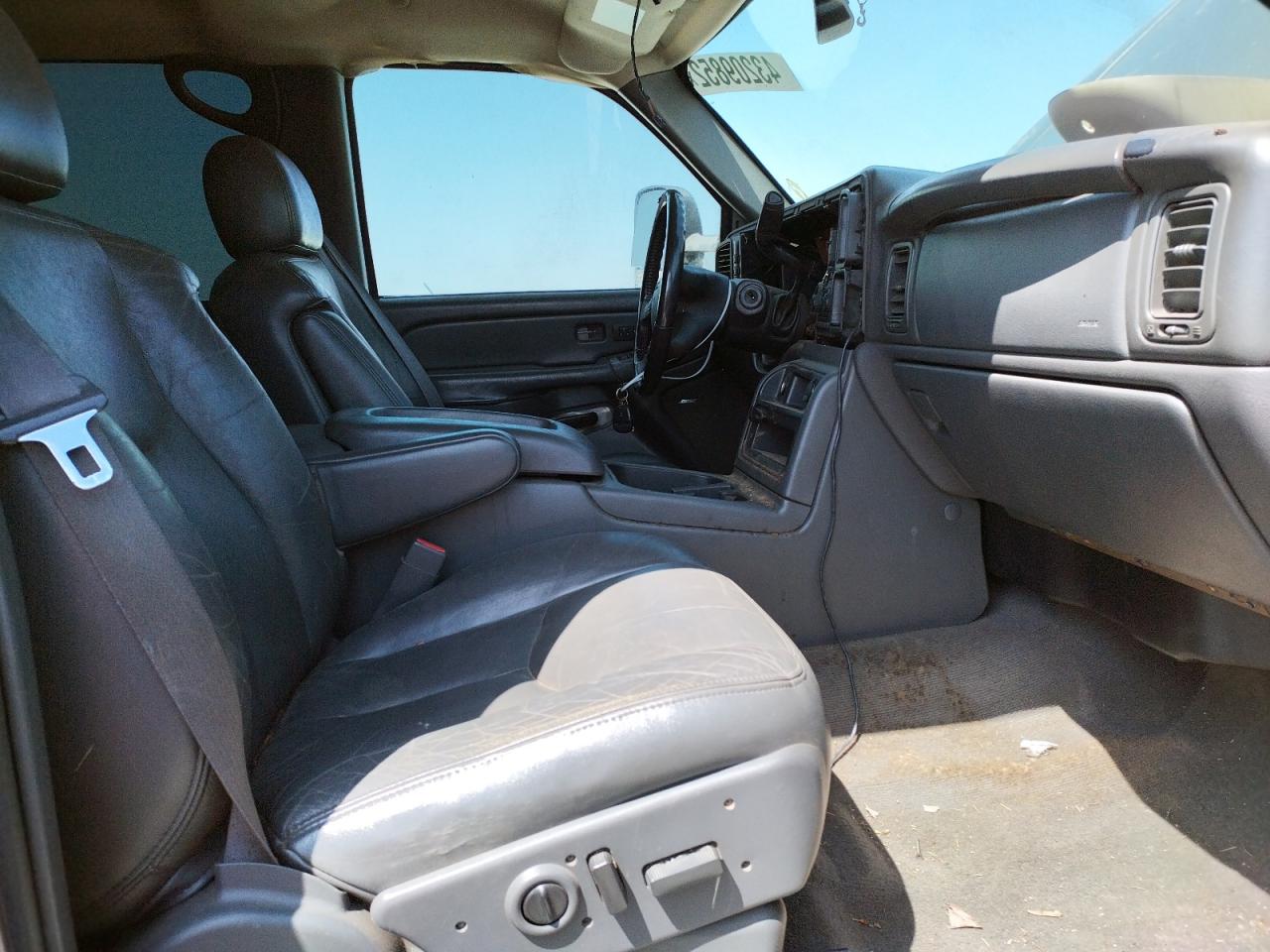 Photo 5 from auction – 2007 GMC SIERRA K25 with VIN 1GTHK23D97F105375