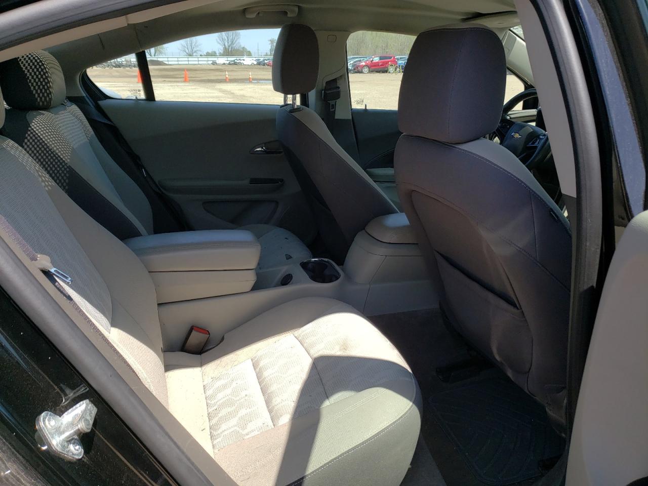 Photo 6 from auction – 2013 CHEVROLET VOLT with VIN 1G1RA6E42DU103298