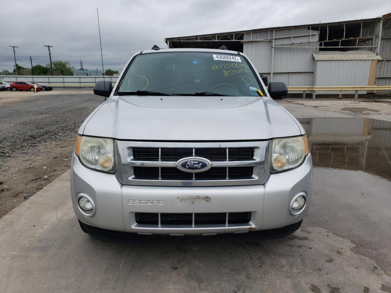 Photo 9 from auction – 2010 FORD ESCAPE XLT with VIN 1FMCU0DG8AKB53042