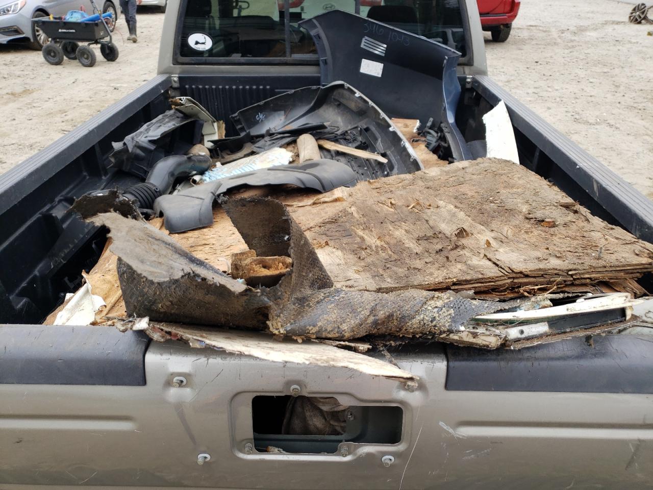 Photo 6 from auction – 2004 NISSAN FRONTIER K with VIN 1N6DD26T54C481321