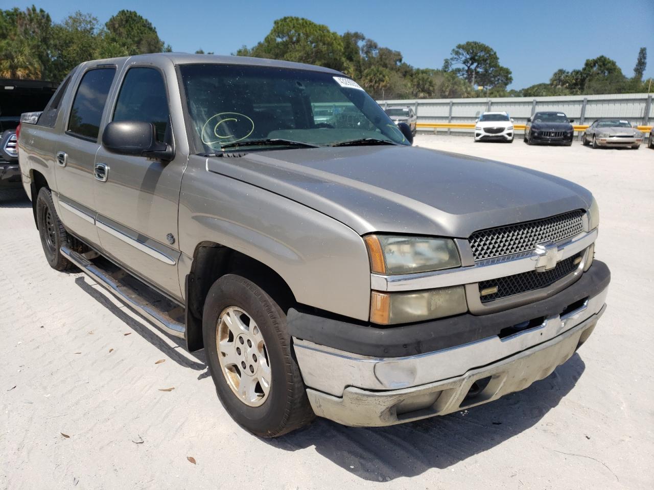 CHEVROLET AVALANCHE 2003 with VIN 3GNEC13T23G231479 - Photo from auction