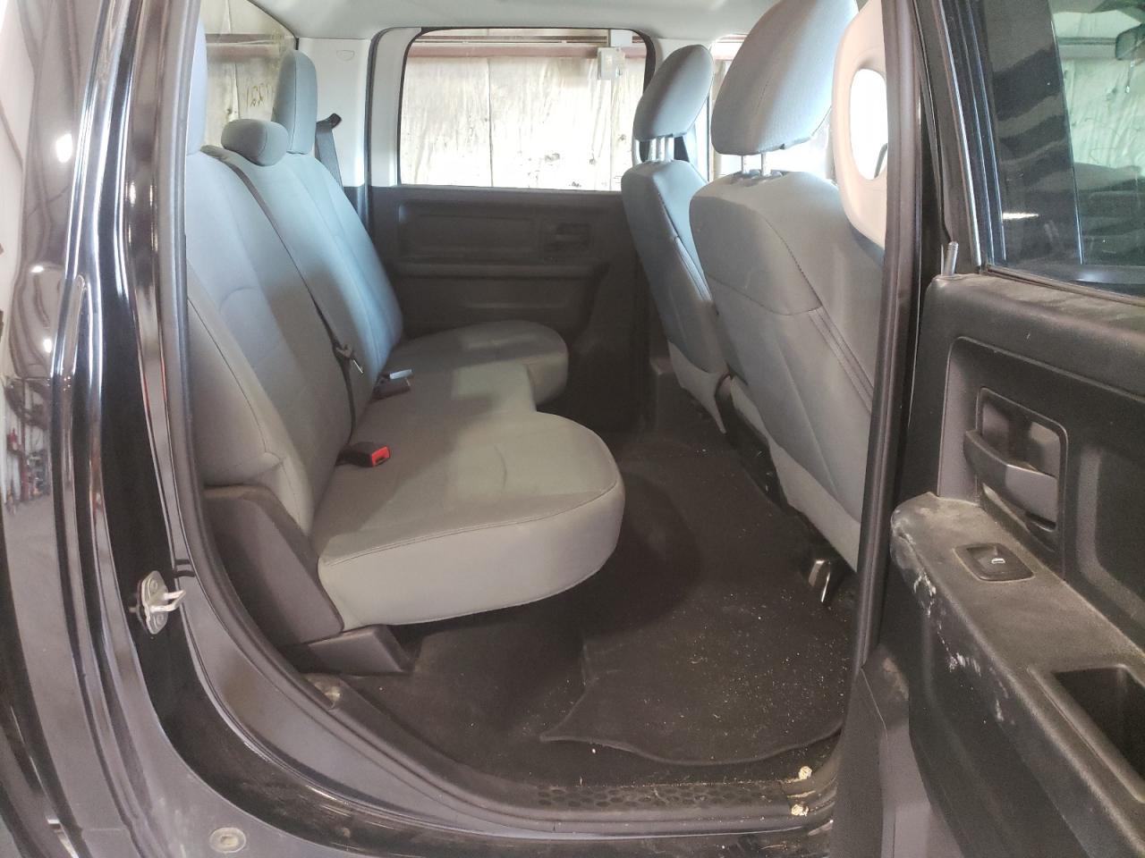 Photo 6 from auction – 2014 RAM 1500 ST with VIN 1C6RR7KT3ES397221