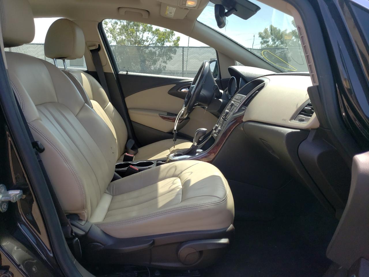 Photo 5 from auction – 2013 BUICK VERANO with VIN 1G4PS5SK6D4167736