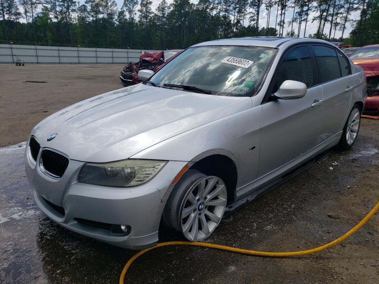 Photo 2 from auction – 2011 BMW 328 I with VIN WBAPH7G59BNM59015