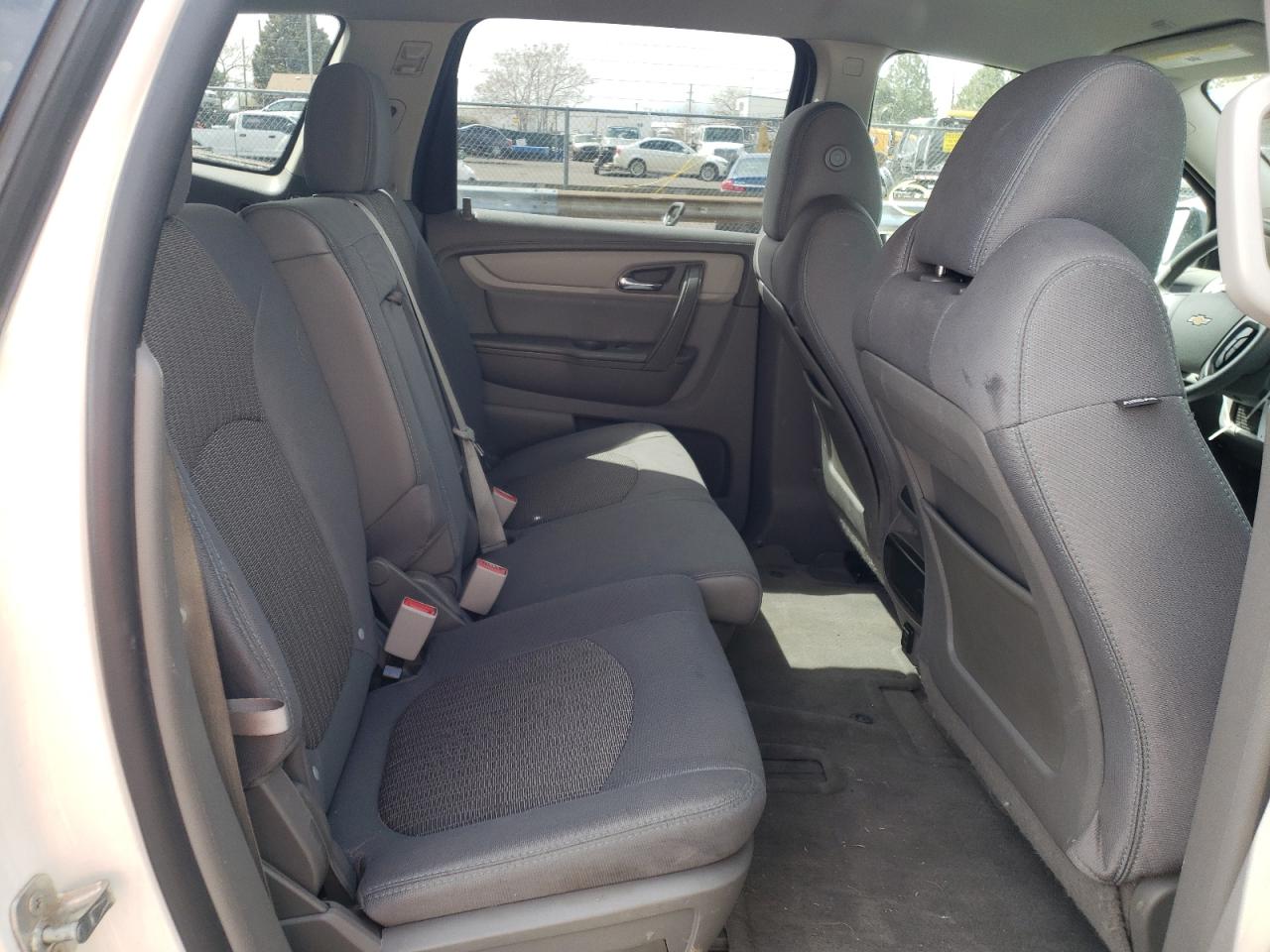 Photo 6 from auction – 2014 CHEVROLET TRAVERSE L with VIN 1GNKVFED4EJ237494