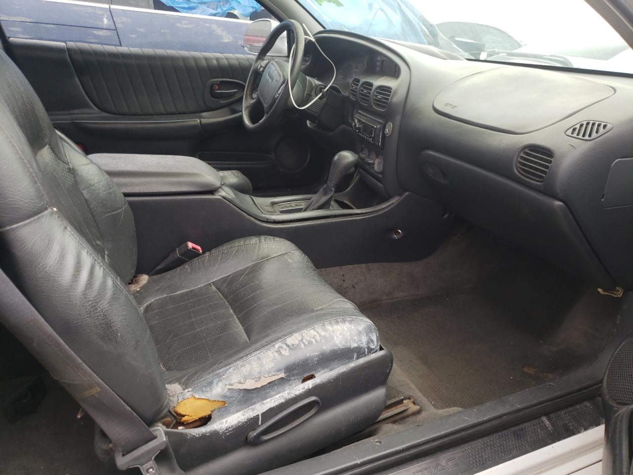 Photo 5 from auction – 1997 PONTIAC GRAND PRIX with VIN 1G2WP1216VF207101