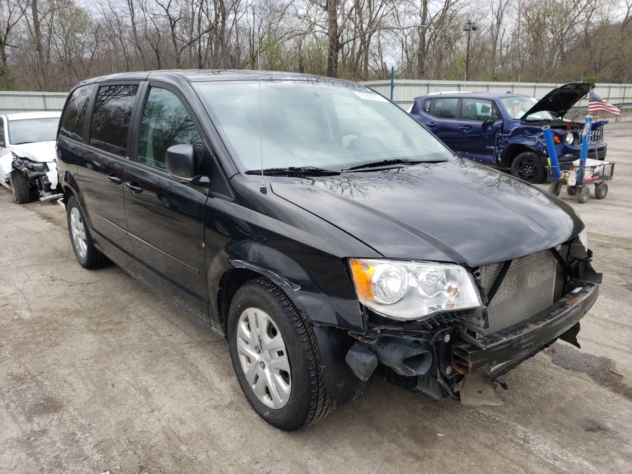 DODGE GRAND CARA 2013 with VIN 2C4RDGBGXDR795911 - Photo from auction