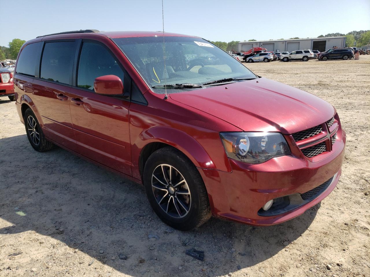 DODGE GRAND CARA 2015 with VIN 2C4RDGEG0FR725705 - Photo from auction