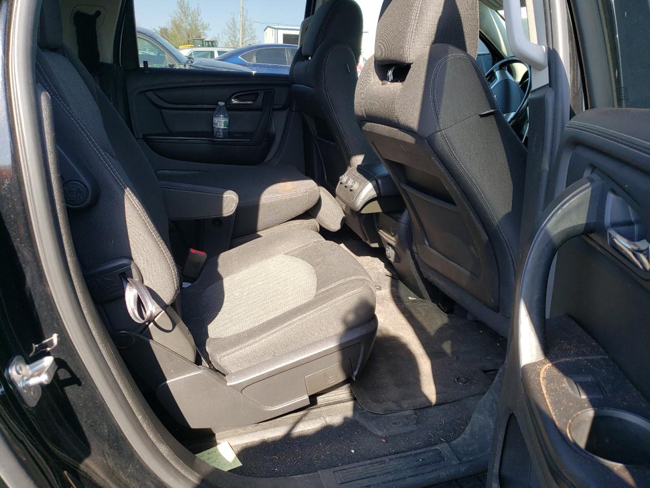 Photo 6 from auction – 2017 CHEVROLET TRAVERSE L with VIN 1GNKRGKD8HJ249005