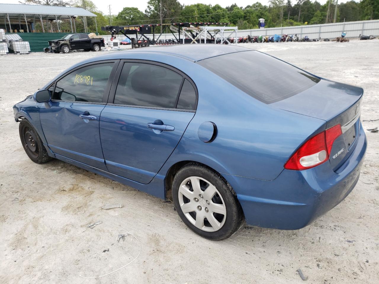 Photo 3 from auction – 2010 HONDA CIVIC LX with VIN 2HGFA1F54AH581128