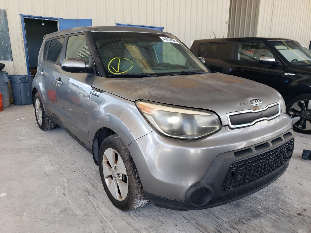 KIA SOUL 2015 with VIN KNDJN2A25F7173269 - Photo from auction