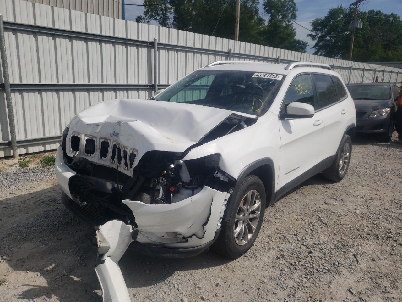 Photo 14 from auction – 2019 JEEP CHEROKEE L with VIN 1C4PJMLB9KD404507
