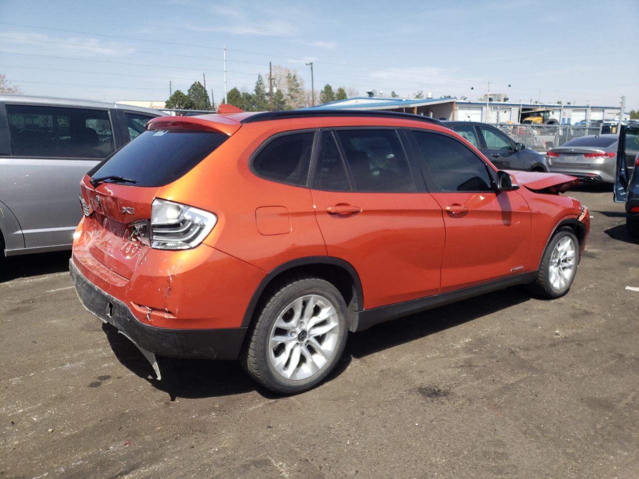 Photo 4 from auction – 2015 BMW X1 XDRIVE2 with VIN WBAVL1C53FVY26473