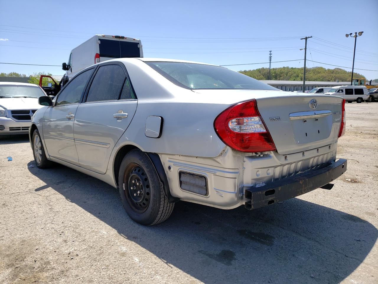 Photo 3 from auction – 2004 TOYOTA CAMRY LE with VIN 4T1BE32K54U881590