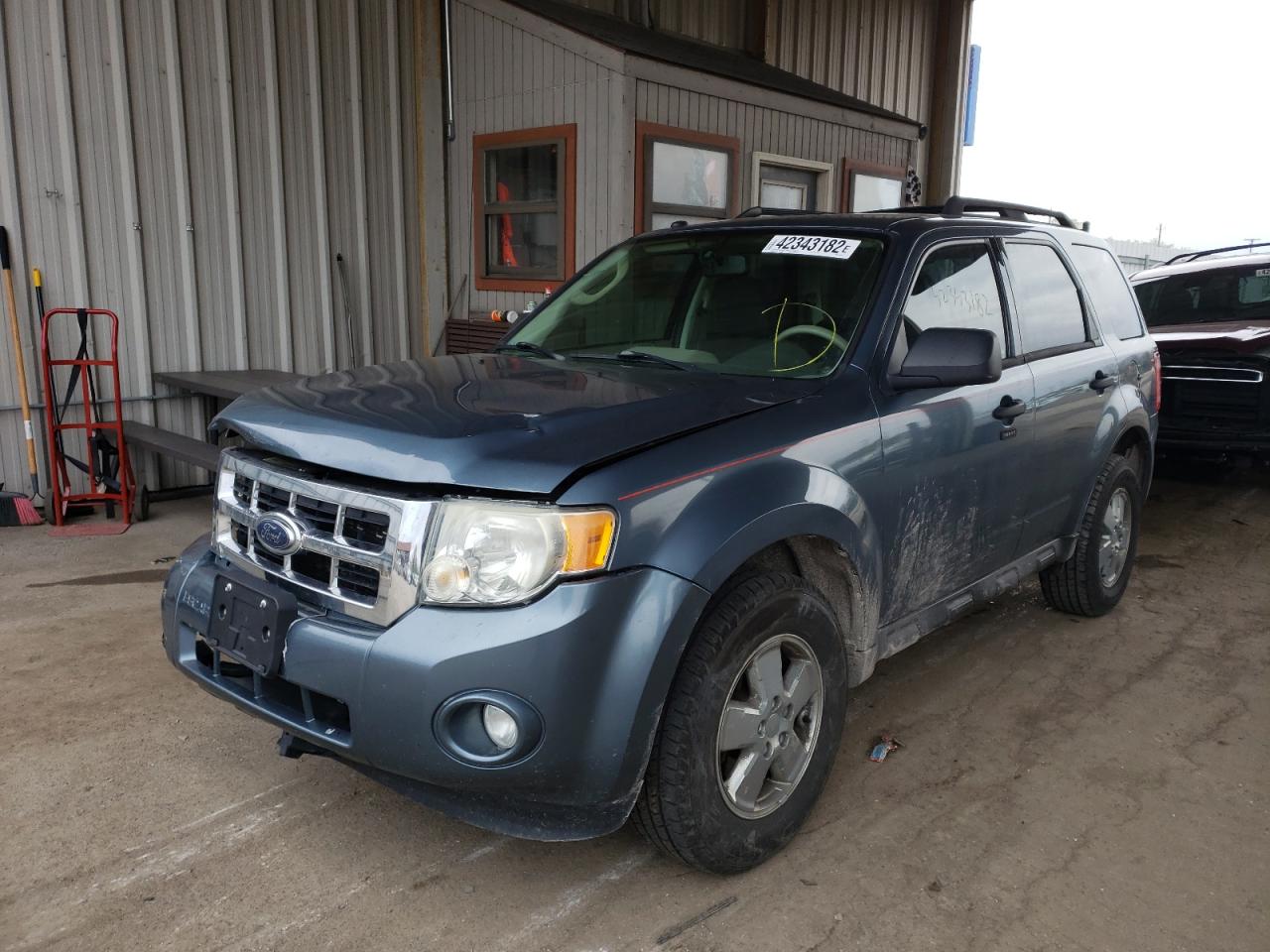 Photo 2 from auction – 2010 FORD ESCAPE XLT with VIN 1FMCU0DGXAKA01554