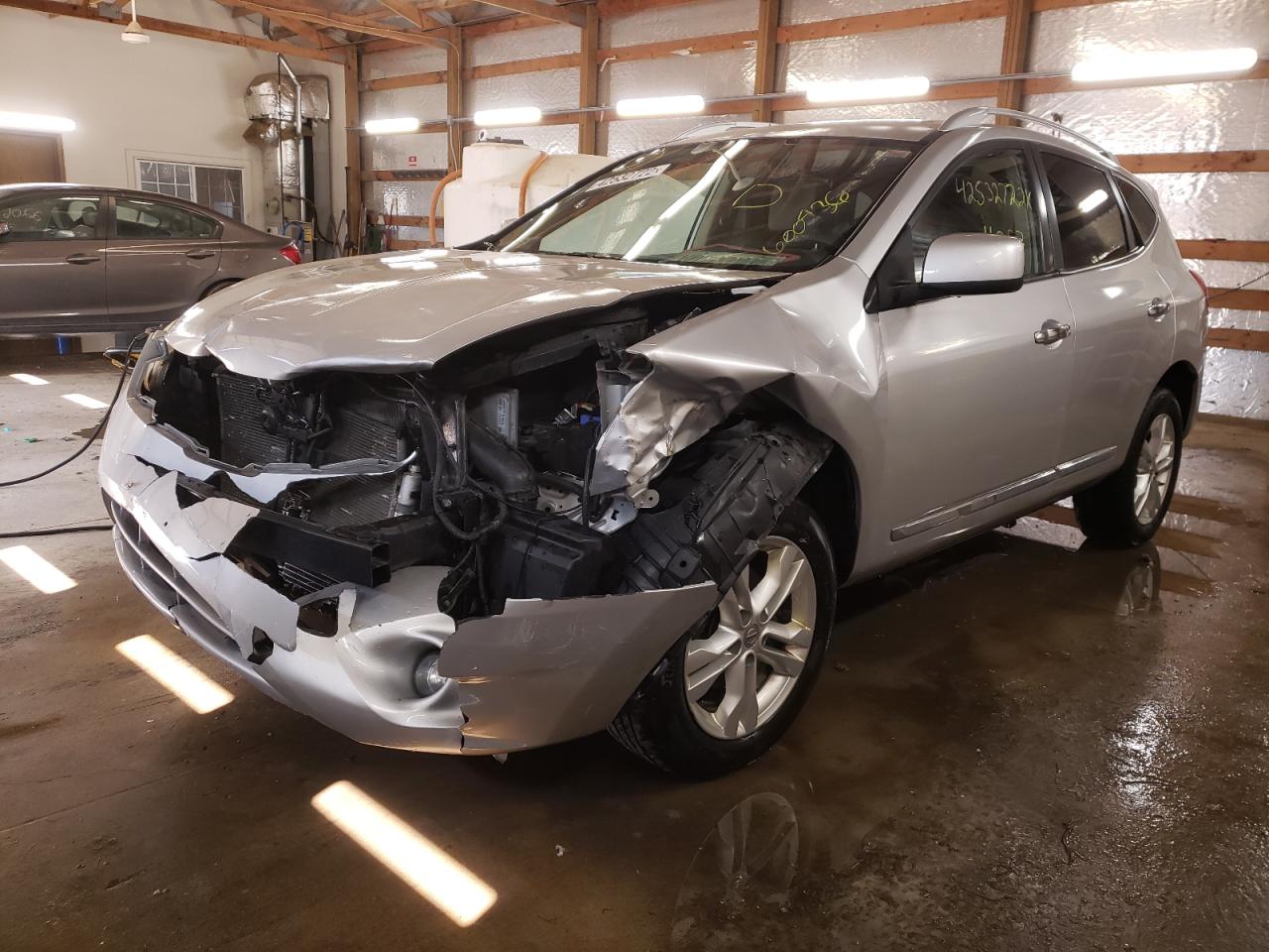 Photo 2 from auction – 2013 NISSAN ROGUE S with VIN JN8AS5MV8DW600936