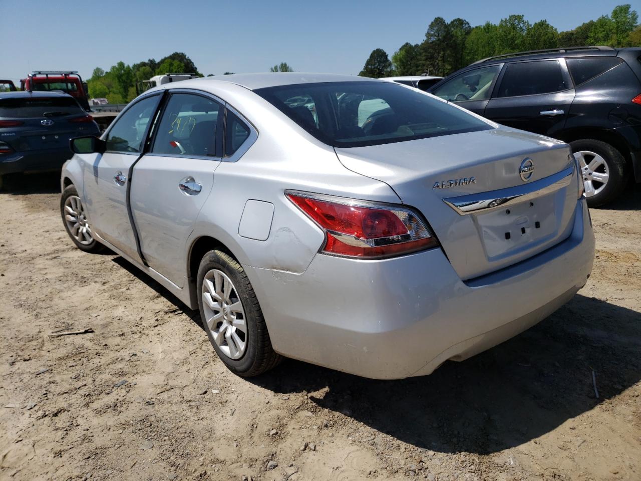 Photo 3 from auction – 2015 NISSAN ALTIMA 2.5 with VIN 1N4AL3AP0FC285031