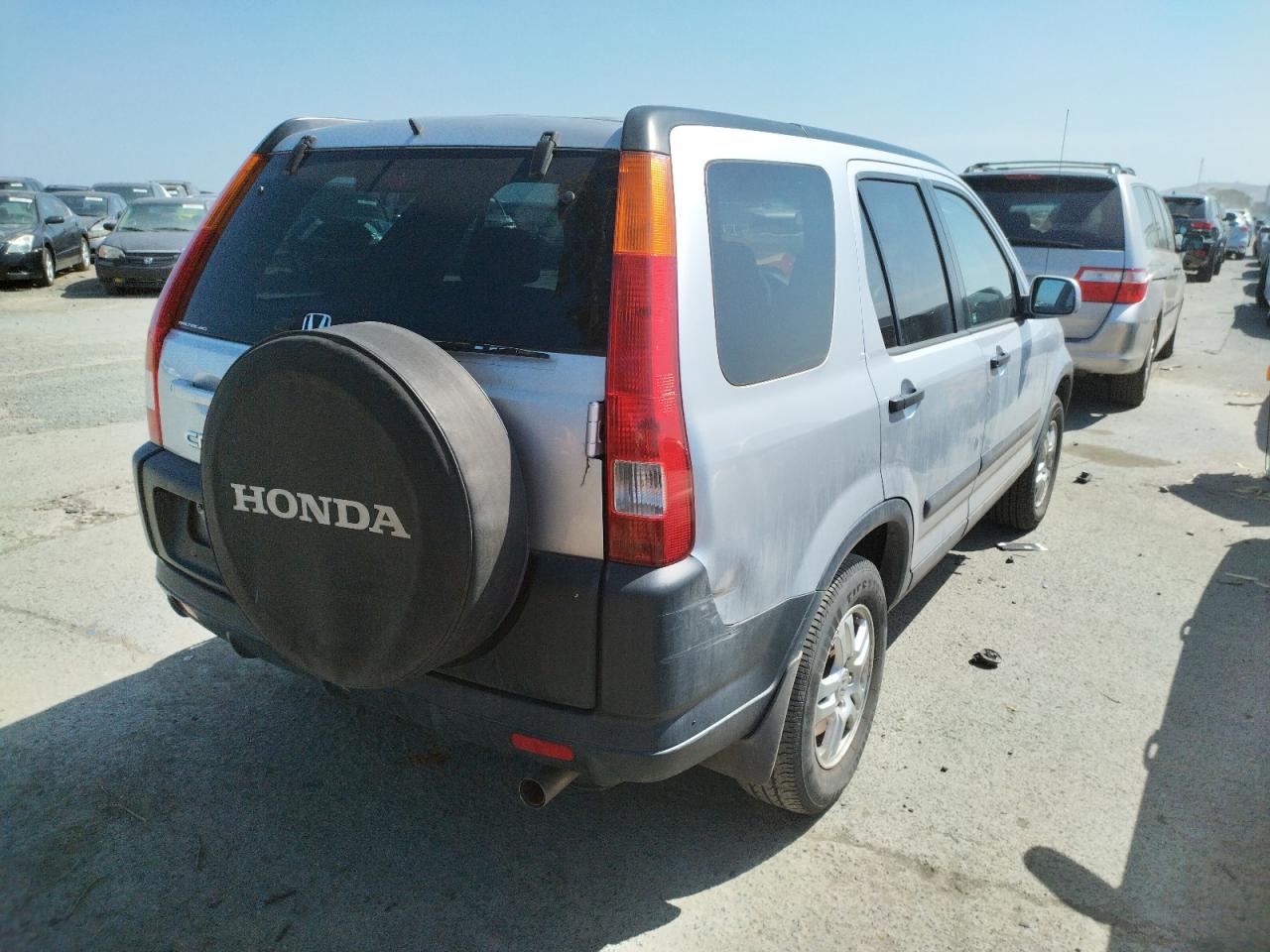 Photo 4 from auction – 2002 HONDA CR-V EX with VIN JHLRD78812C092206