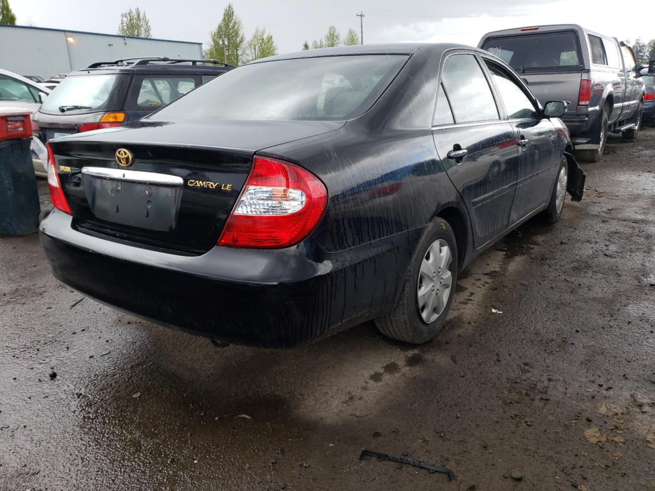 Photo 4 from auction – 2002 TOYOTA CAMRY LE with VIN JTDBE32K420094848