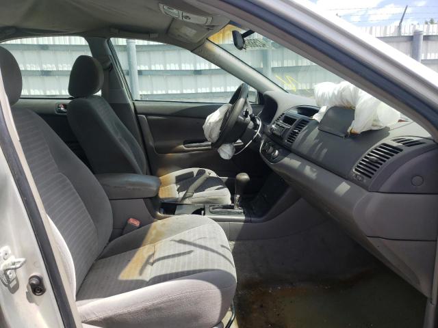 Photo 5 from auction – 2005 TOYOTA CAMRY LE with VIN 4T1BE32K05U563247